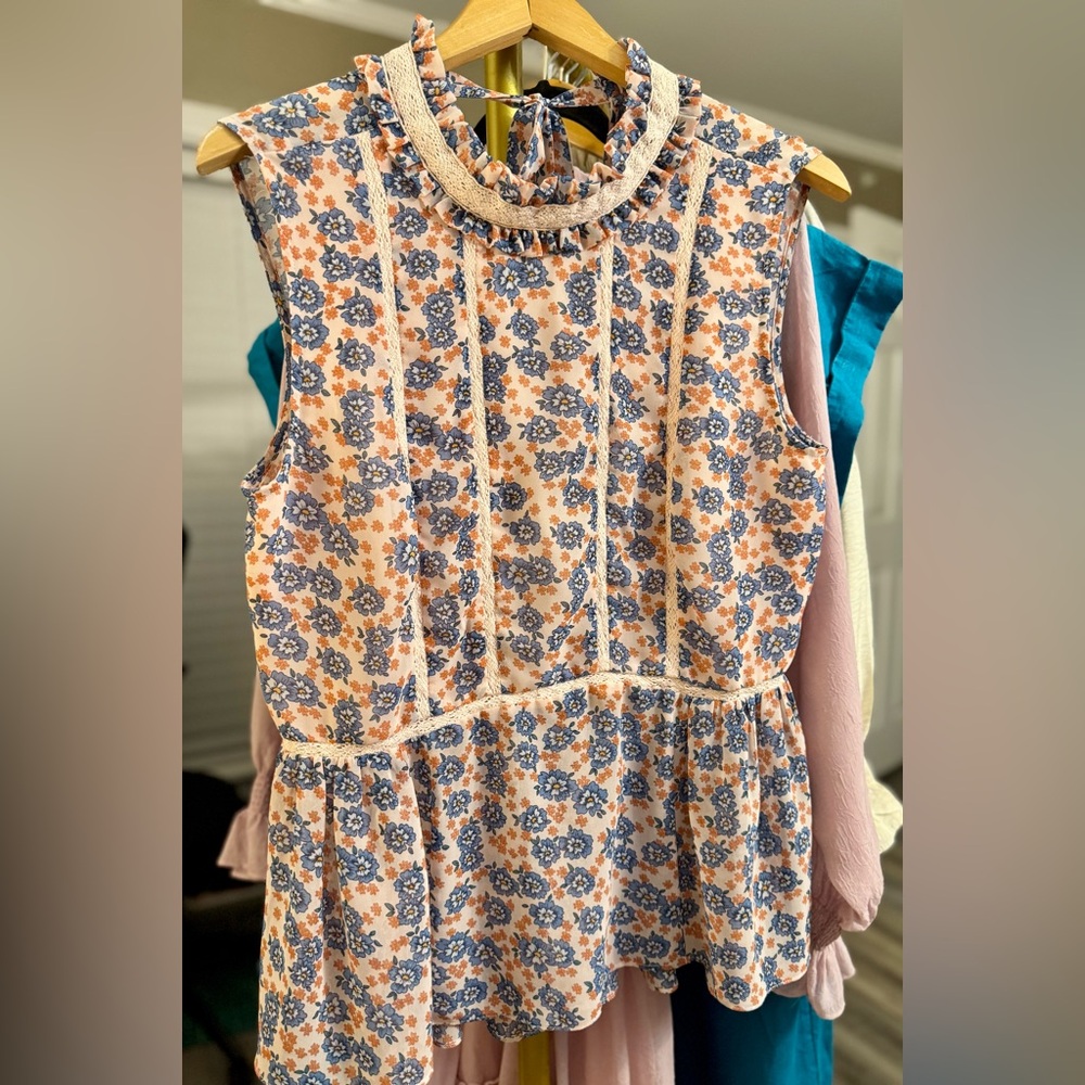 Rebecca‎ Minkoff Floral Lace Trim Peplum Top Size L Cottagecore Romantic